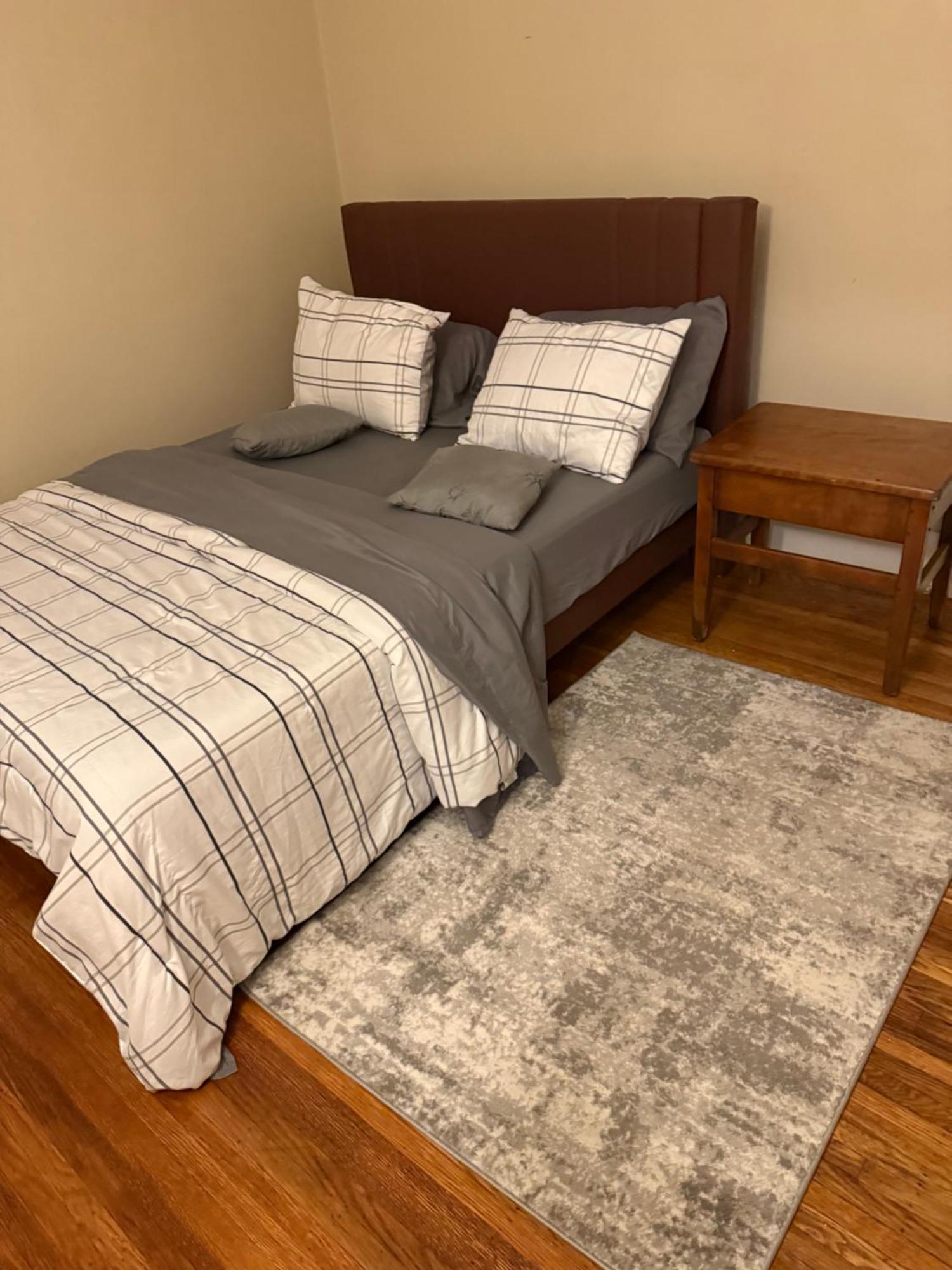 Holiday home Gorgeous 3 Bedroom Upper Unit