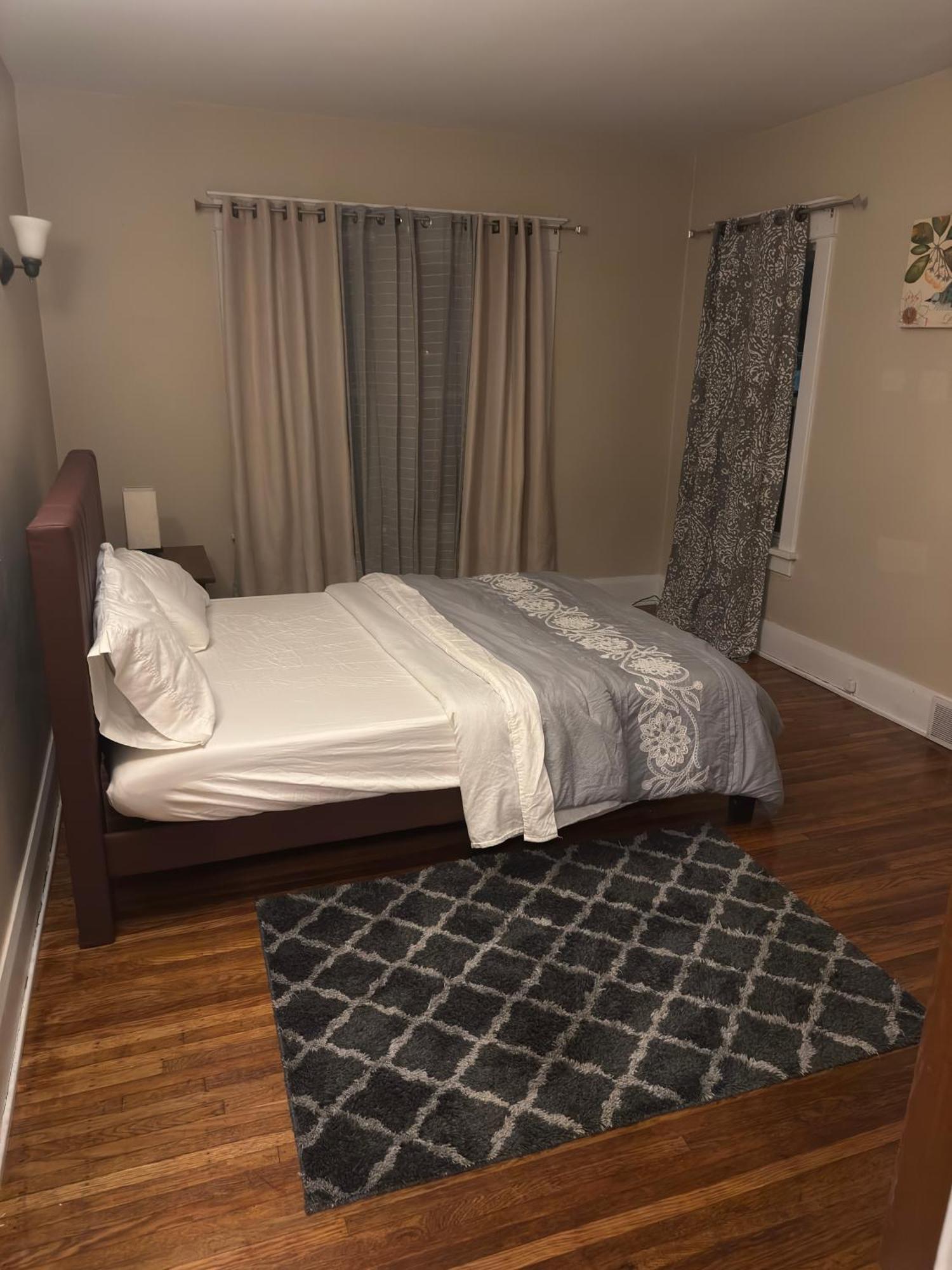 Holiday home Gorgeous 3 Bedroom Upper Unit Buffalo